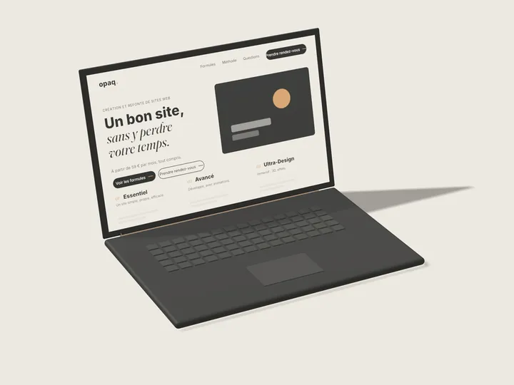 Un ordinateur portable ouvert sur une page plus riche : menu, image, plusieurs blocs.